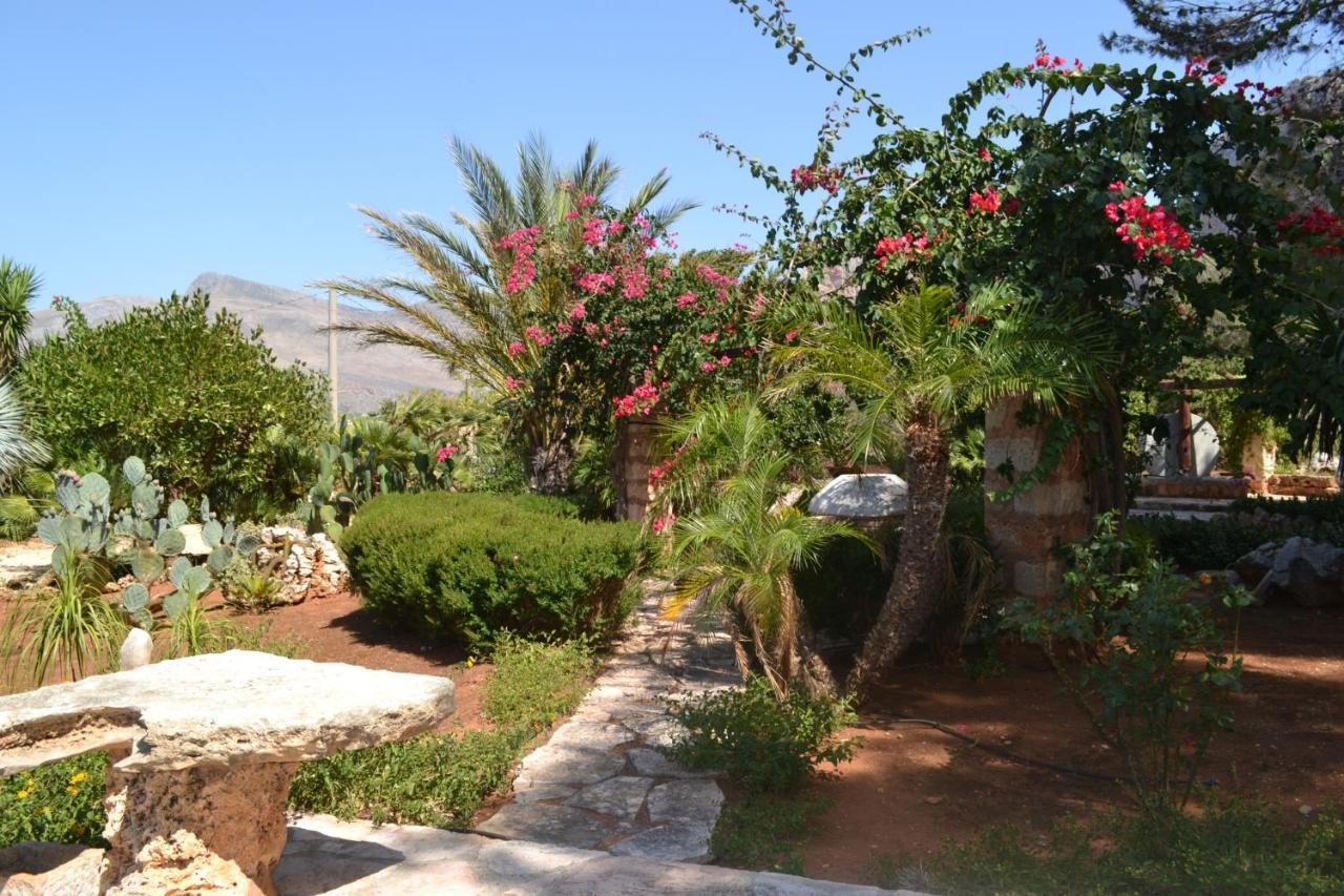 Villa Paradiso Riserva Naturale Monte Cofano Кастеллуццо Экстерьер фото